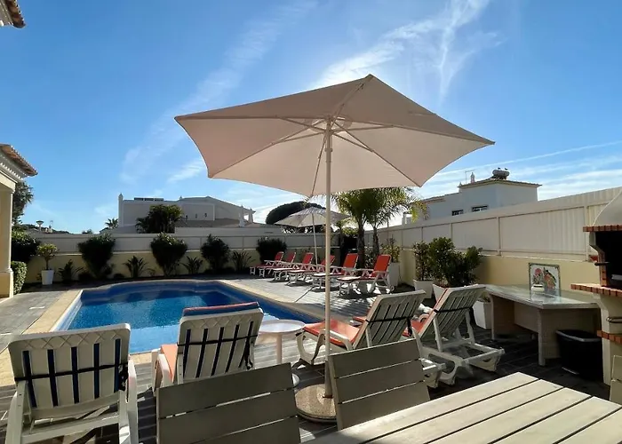 Sunshine - Private Pool - 8 Guests - Albufeira *
