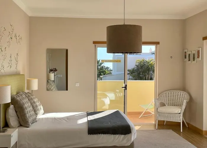 Sunshine - Private Pool - 8 Guests - Albufeira *